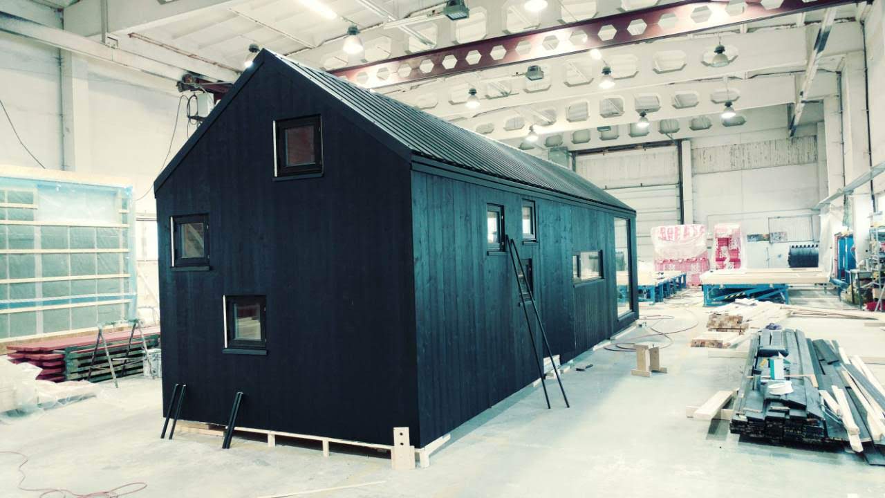 norwegian chalet_factory_3